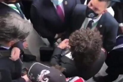 Iván Duque fue increpado por un grupo de ciudadanos en La Paz, Bolivia