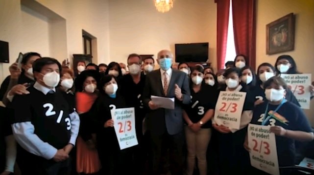 Carlos Mesa recurso TCP para restituir los 2/3 en la Asamblea