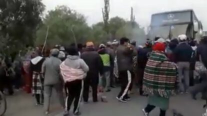 Bloqueos en Tupiza impiden a militantes del MAS trasladarse para recibir a Evo Morales
