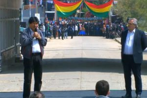 Evo Morales regresa a Bolivia junto a Alberto Fernández en Villazón