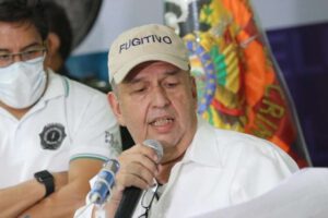 Arturo Murillo huyó a Panamá