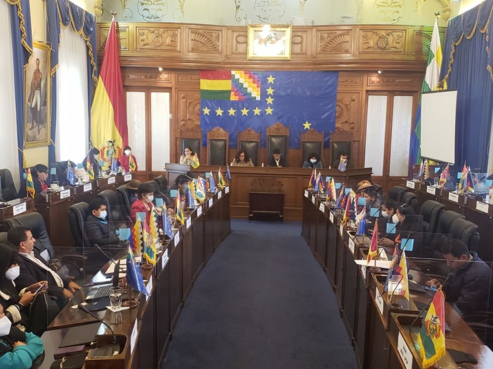 Patricia Arce y Virginia Velasco presiden comisiones en la Cámara de Senadores