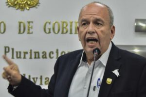 Proceso contra Arturo Murillo por quema de libreta militar de Evo Morales