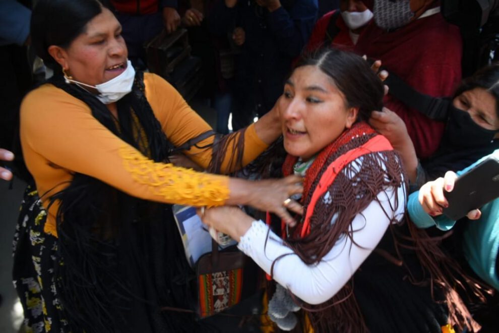 Unidad de los bolivianos en medio de la crisis política