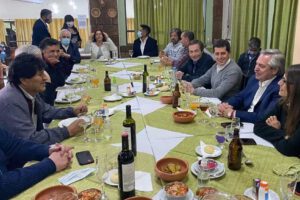 Covid-19 en funcionarios argentinos tras cena en La Quiaca