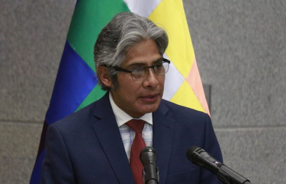 Procurador General del Estado Wilfredo Chávez Serrano asume su cargo