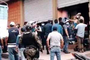 Decomiso de bebidas alcohólicas en el mercado Campesino