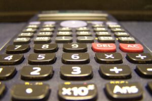 calculadoras en las maletas electorales para evitar errores de aritmética