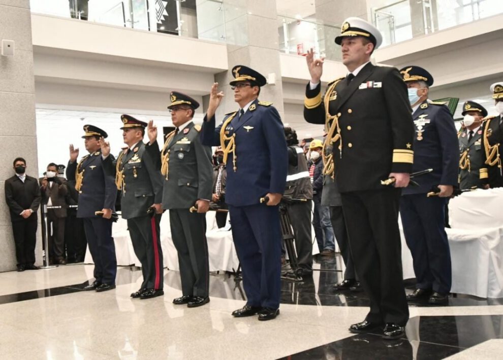 Comandante en Jefe de las FF.AA. Jaime Alberto Zabala asume el cargo