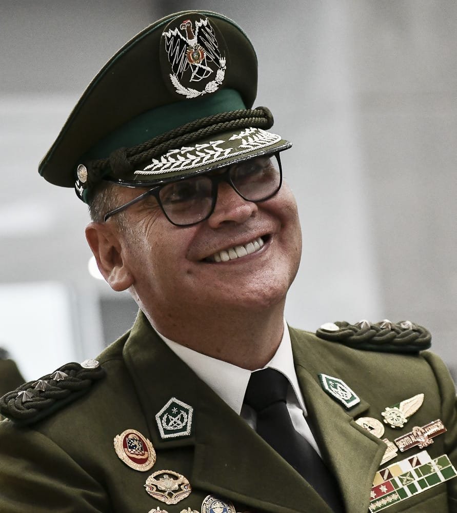 Comandante General de la Policía Boliviana, coronel Jhonny Aguilera Montecinos