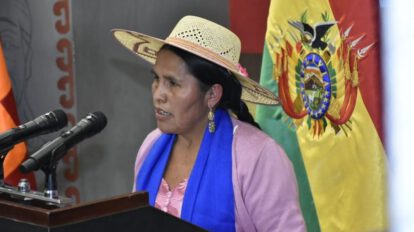 Sabina Orellana ministra de Culturas