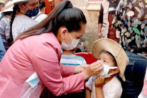 Covid-19 casos positivos reportados por el Ministerio de Salud