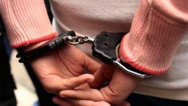 Aprehenden a la agresora del niño flagelado en Warnes