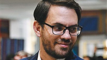 Denuncia penal contra exdirector de Migración