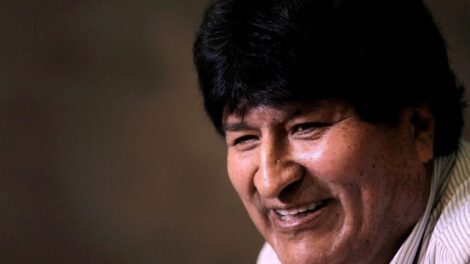 Evo Morales libre de culpa por bloqueos de oxígeno en agosto