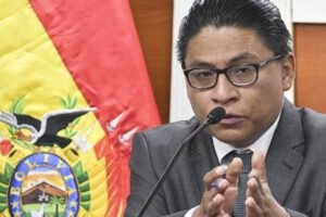 Reforma judicial en Bolivia propuesta por Iván Lima