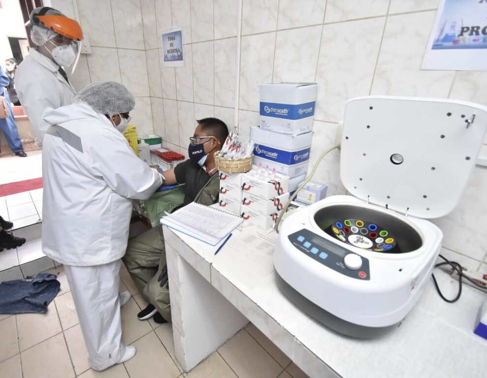Covid-19 en Bolivia: 145 mil casos y 9 mil decesos