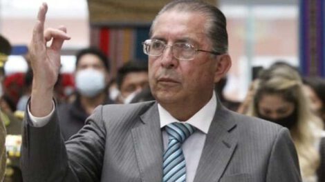 Petición de informe al Ministro de Salud sobre normalización de actividades en plena pandemia