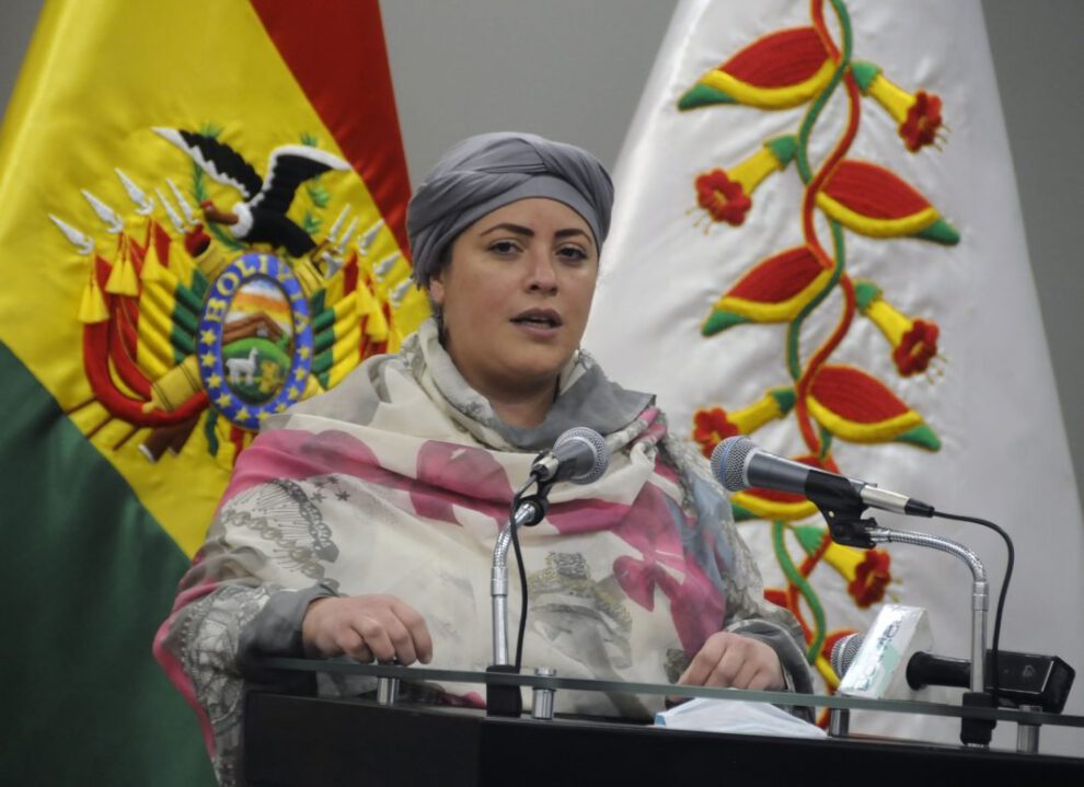 Ministra de la Presidencia, María Nela Prada, habla sobre el Estado quebrado en Bolivia