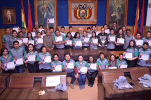 Promotores ambientales certificados por UTO