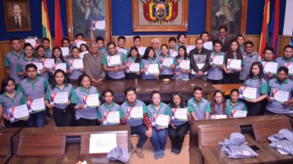 Promotores ambientales certificados por UTO
