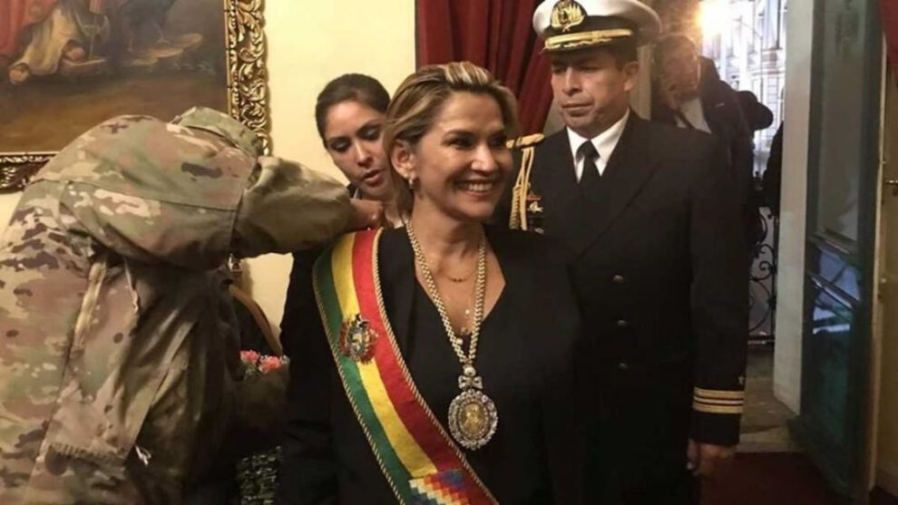 Informe final de Observa Bolivia sobre sucesión constitucional de Jeanine Áñez