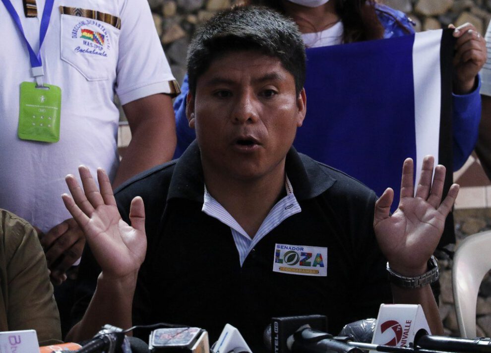Impuesto para cocaleros propuesto por el senador Leonardo Loza