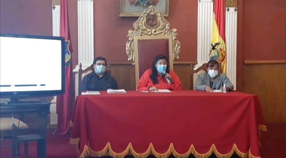 Bono de apoyo solidario a madres de familia en Oruro