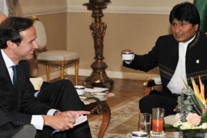 Tuto Quiroga critica a Evo Morales sobre el silletazo