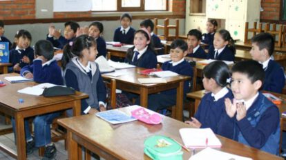 Inicio de clases semipresenciales en Bolivia