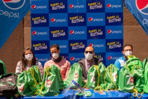 CBN entrega ítems de bioseguridad para tiendas en Cochabamba