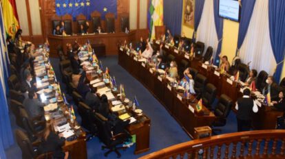 Covid-19 en senadores