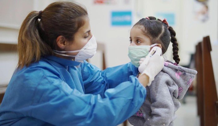 nueva cepa del Covid-19 más transmisible en jóvenes y niños