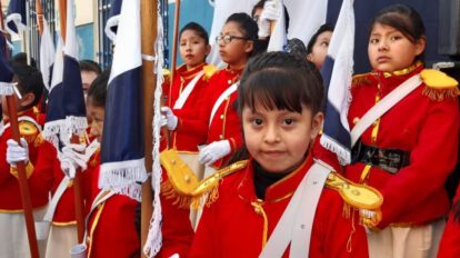 Unidad Educativa Juana Azurduy celebra 144 años
