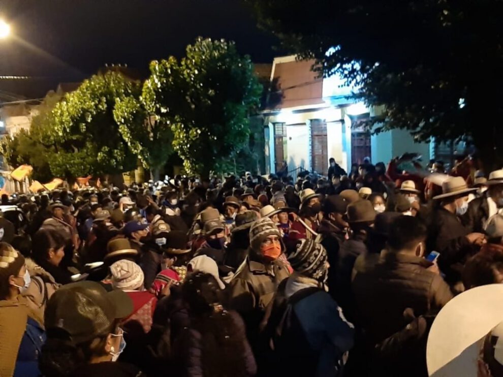Defensoría del Pueblo pide a organizaciones políticas cumplir normas de bioseguridad