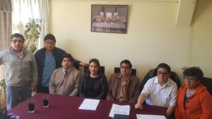 Médicos en huelga de hambre en Oruro