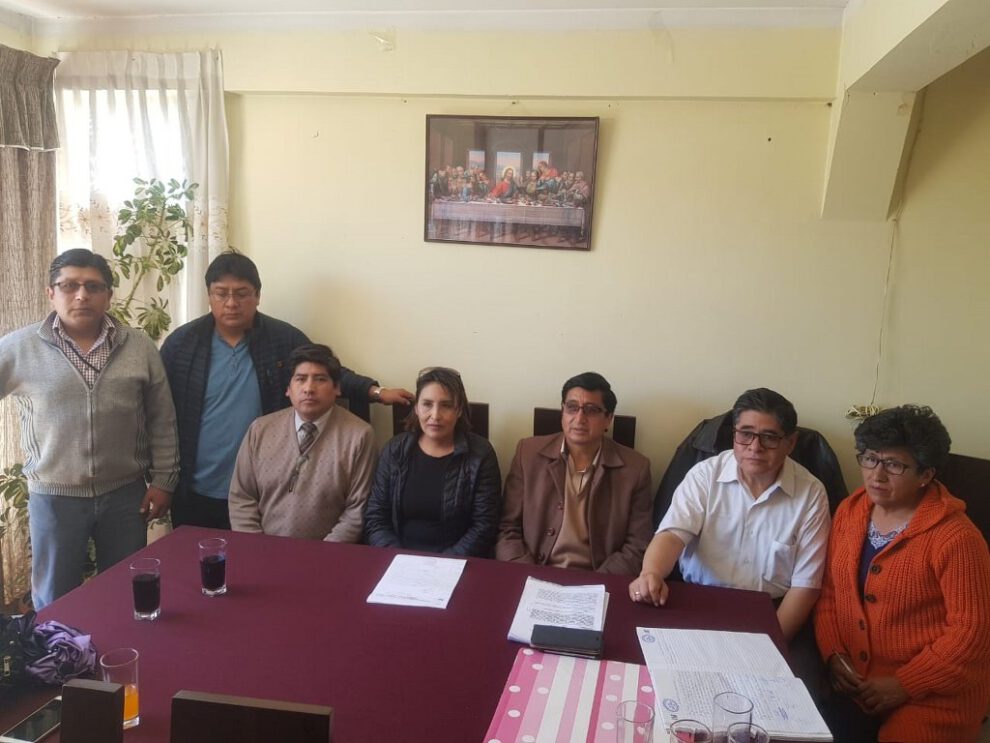 Médicos en huelga de hambre en Oruro