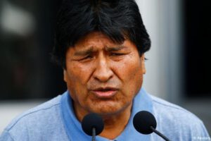 Desinformación sobre la vacuna Sputnik-V denunciada por Evo Morales