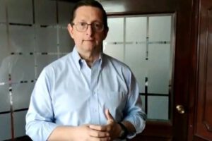 Elecciones Subnacionales sugeridas por Óscar Ortiz