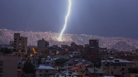 Caída de rayo en La Paz