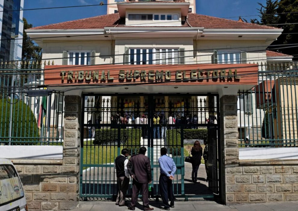 Reglamento de inhabilitación de candidatos del TSE