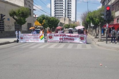 Huelga de hambre en Oruro por médicos en protesta contra la Ley 1179