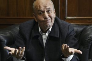 Arturo Murillo critica a Arce, Mesa y Camacho sobre el confinamiento