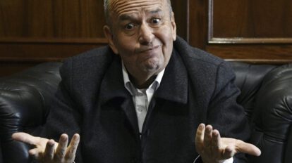 Arturo Murillo critica a Arce, Mesa y Camacho sobre el confinamiento