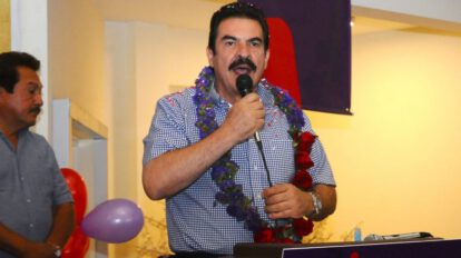 Manfred Reyes Villa internado por Covid-19