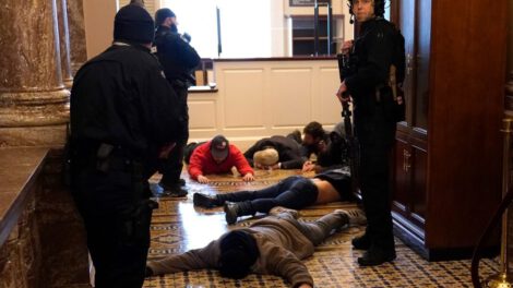 Asalto al Capitolio de EE.UU. con muertos y heridos