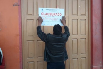 Clausuran chichería donde atendía una menor de edad