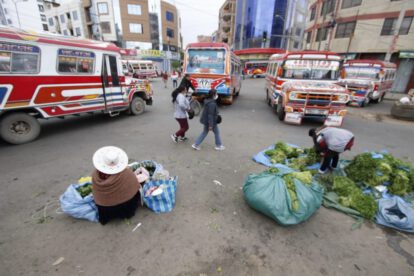 Contundente bloqueo en la ciudad de Cochabamba por el paro de choferes