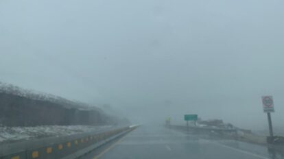 Densa neblina y llovizna en la ruta Oruro-Cochabamba