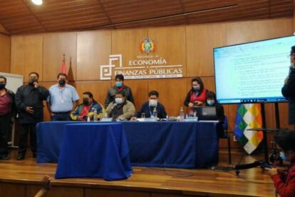 Acuerdo Gobierno transportistas sobre periodo de gracia para créditos